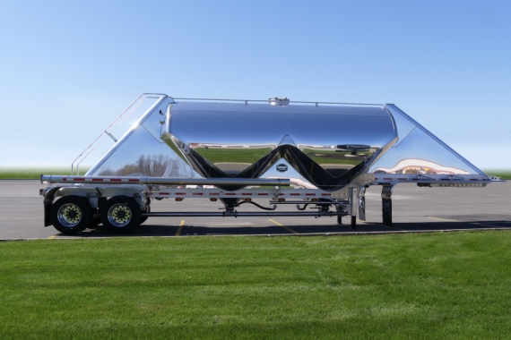 1000 Cube Pneumatic Tank Trailer